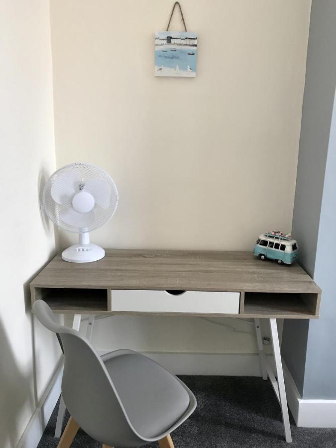 Coastal Apartment Southend-on-Sea Ngoại thất bức ảnh